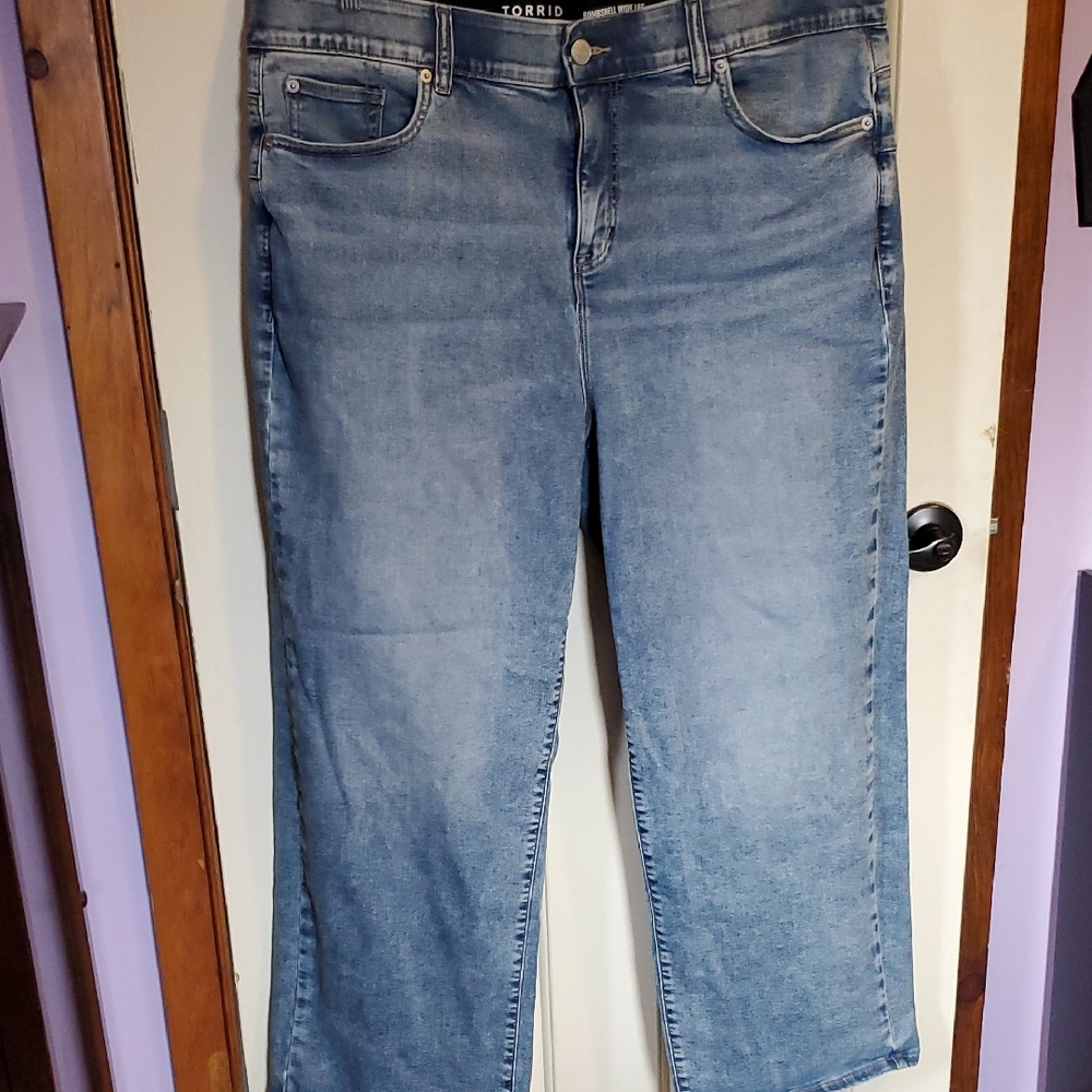 Torrid Women's Light Blue Bombshell Wide Leg Jeans